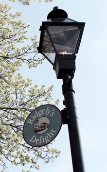 photo of lamp post